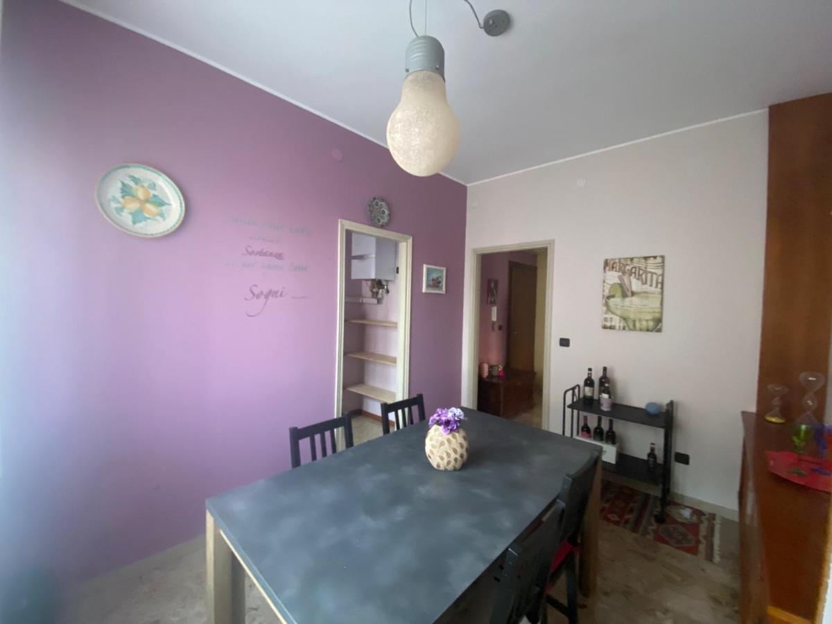 La Casa Di Marta Apartment Valeggio sul Mincio Luaran gambar