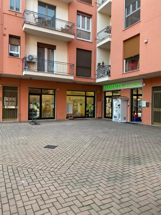 La Casa Di Marta Apartment Valeggio sul Mincio Luaran gambar
